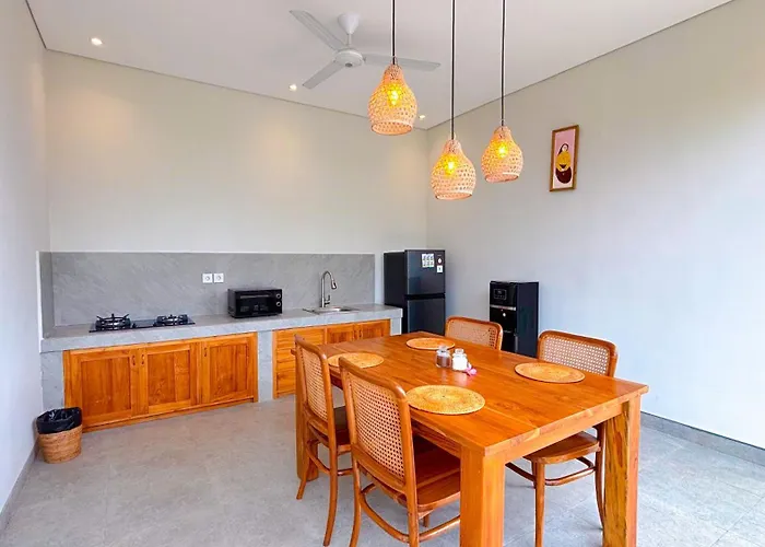 Umah Anyar Ubud Villa *